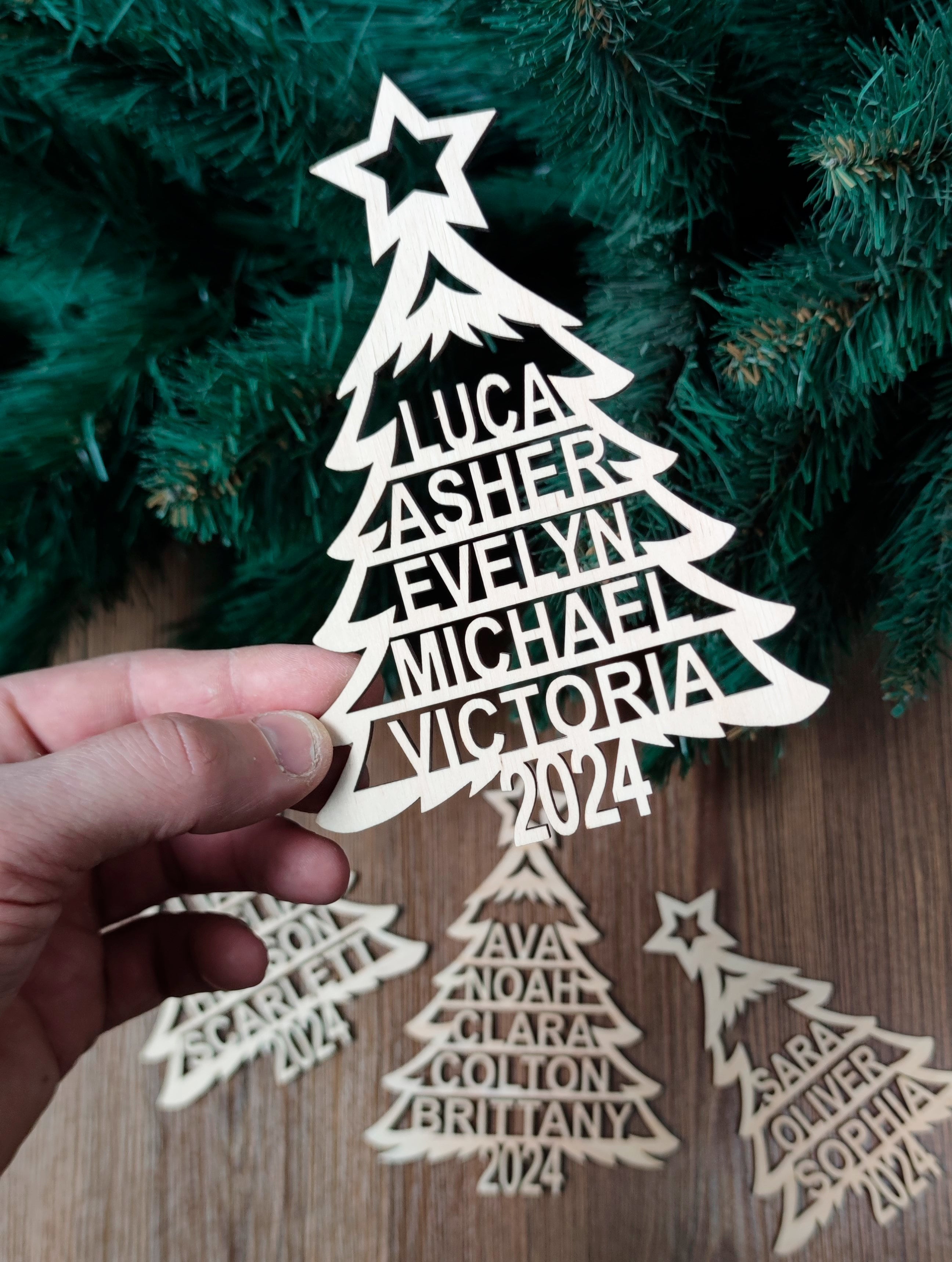 Family Christmas Ornaments 2024 Up to 8 Names Wooden Personalized Ornaments with Names